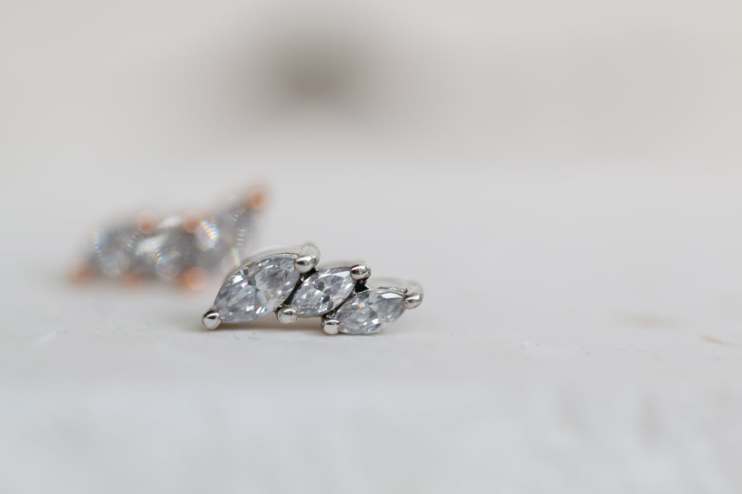 Curved Marquise Fan